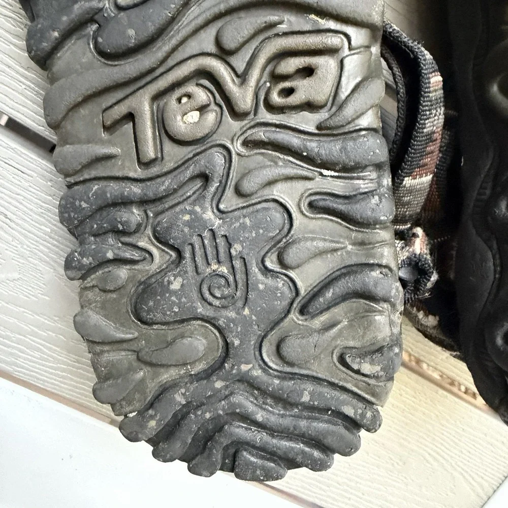 TEVA Original Universal Sandal Outdoor Waterproof Hiking Tribal Aztec Womens 8